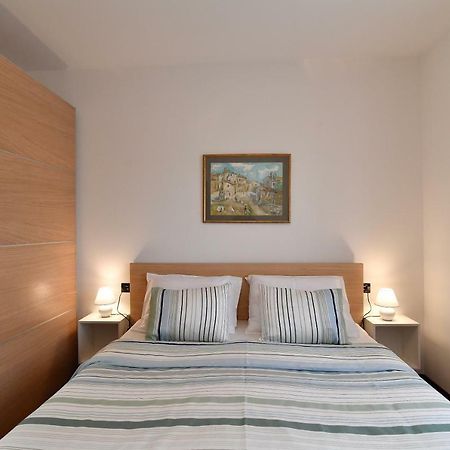 City Penthouse Vita พูลา ภายนอก รูปภาพ