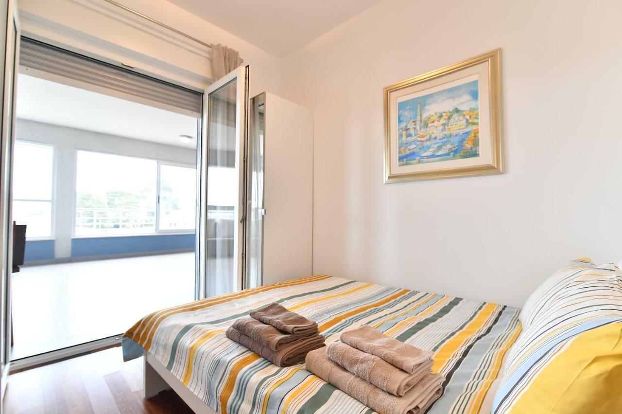 City Penthouse Vita พูลา ภายนอก รูปภาพ