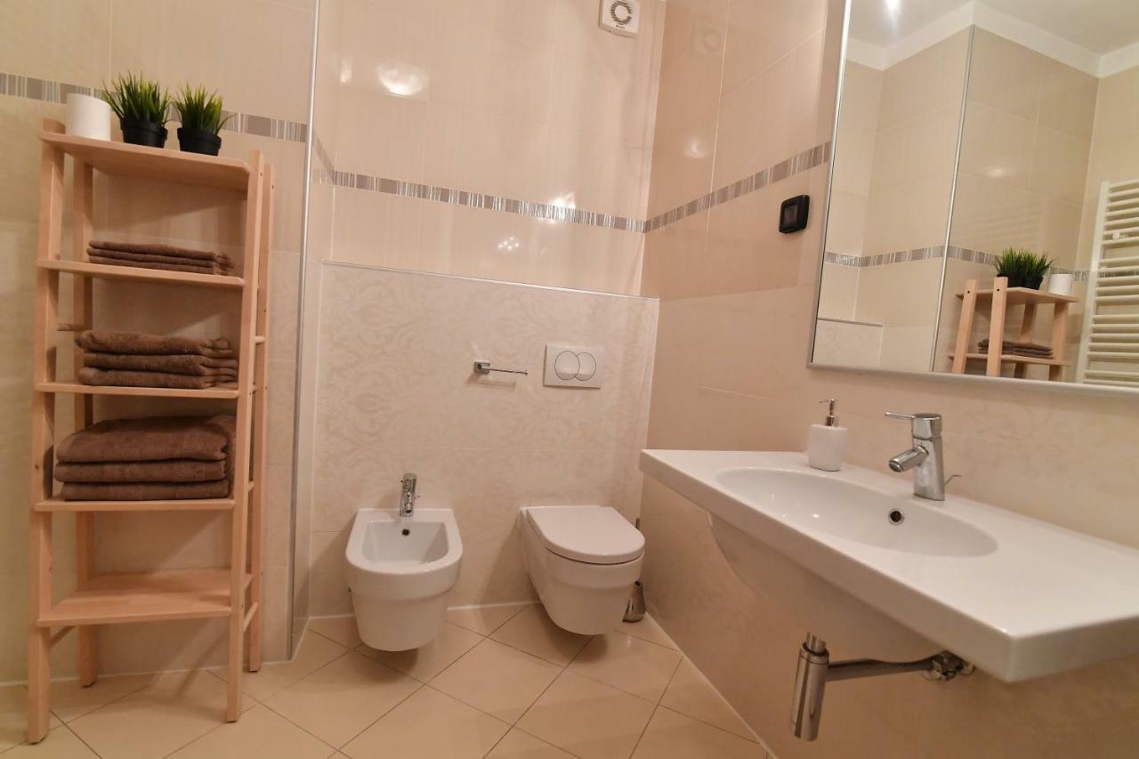 City Penthouse Vita พูลา ภายนอก รูปภาพ