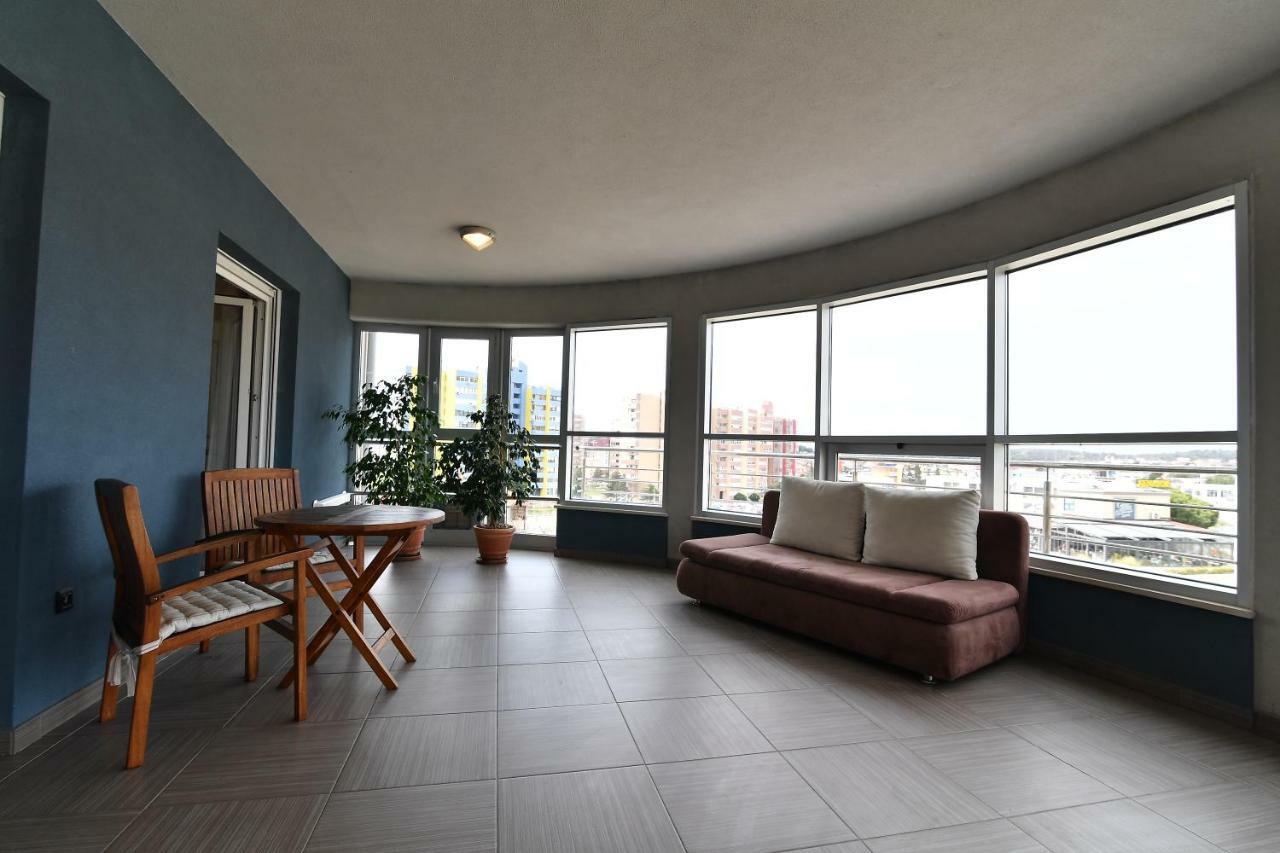 City Penthouse Vita พูลา ภายนอก รูปภาพ