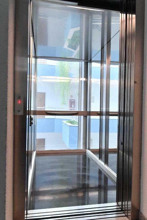 City Penthouse Vita พูลา ภายนอก รูปภาพ